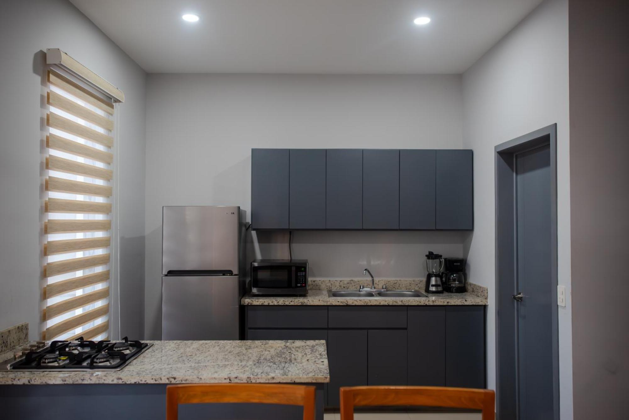 2Br/2Ba Condo 1 Block To Ocean! - Unit 3 Mazatlán Exteriér fotografie